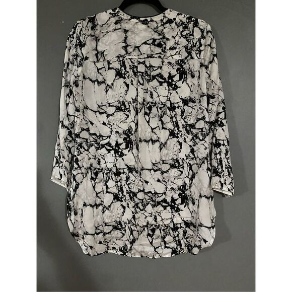 Cato Black And White Marble Long Sleeve High Low Top Size M NWT - Picture 7 of 8
